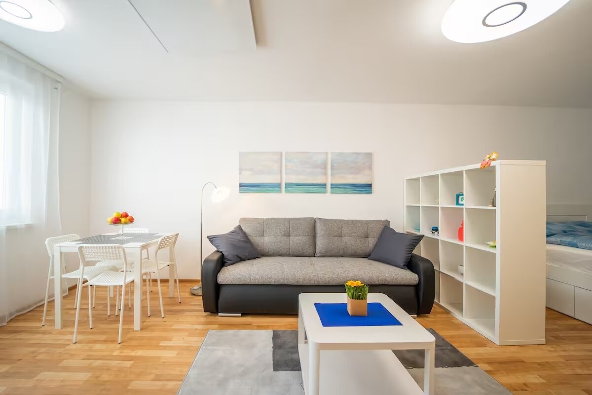 ALL INCLUSIVE // Stylish Studio Apartment near City Center