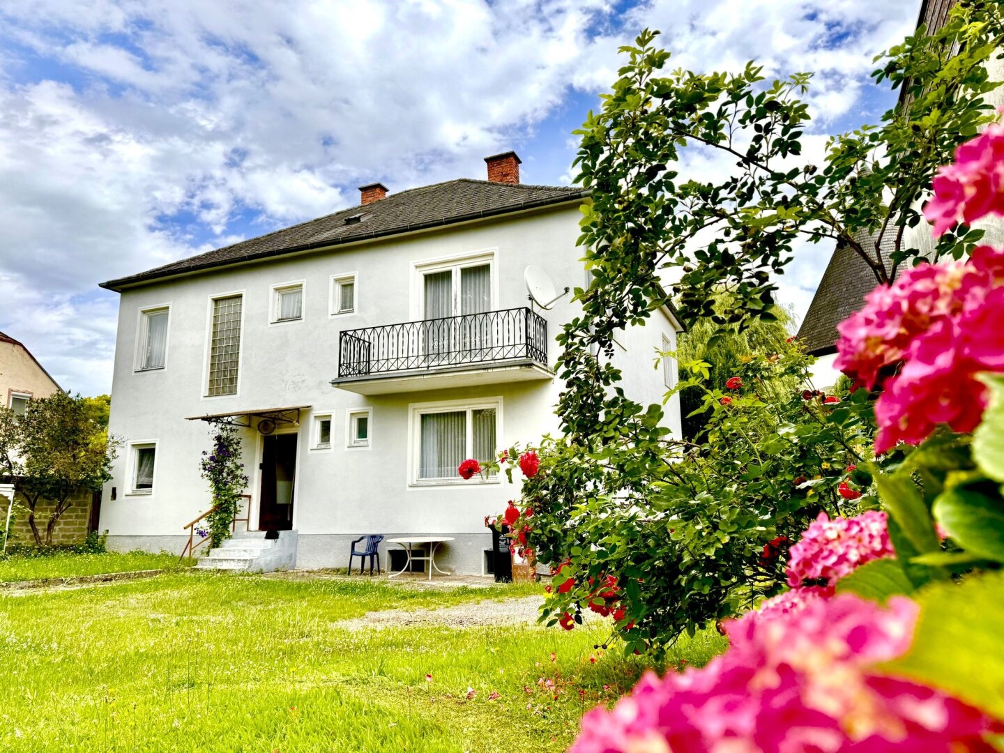 Traumhaftes Einfamilienhaus in Kobersdorf - Wohnen auf 180m² mit schönem Garten und großem Nebengebäude!