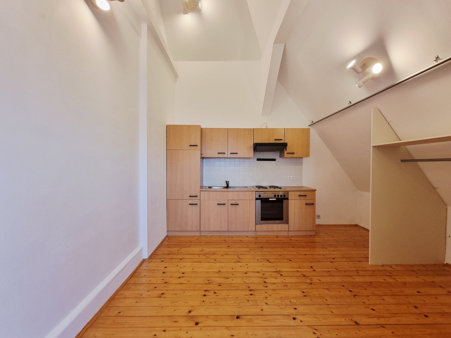 Kompakte 41 m² – 3. OG | Sofortbezug | € 499,-