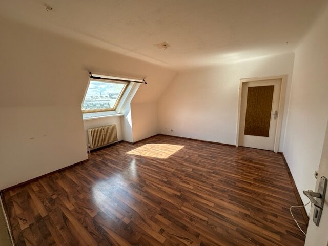 DG-Wohnung am Puchsbaumplatz - befristet vermietet € 955 netto monatl. - (NUR € 3.500 pro m² + 4,60% Rendite)