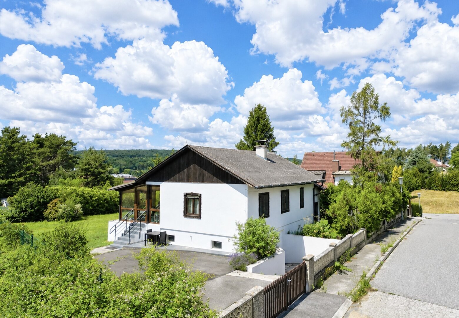 +Einzigartiges Einfamilienhaus auf sonnigem Grundstück, direkt neben Oberpullendorf! +