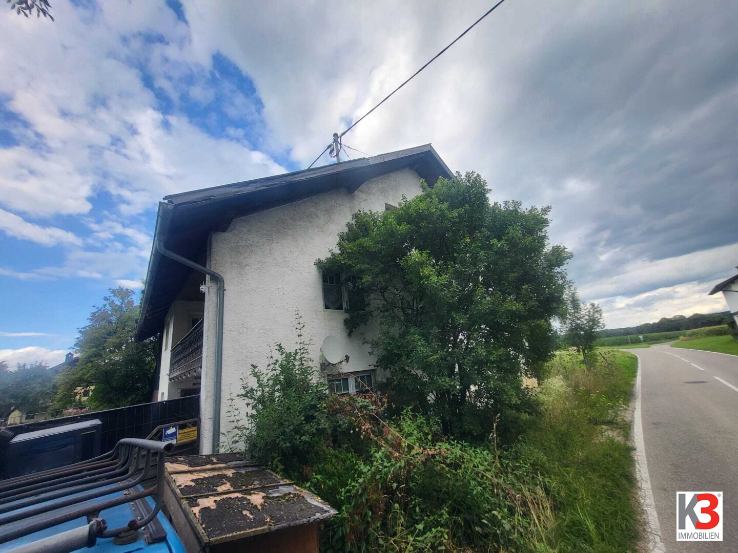 K3 - Sanierungsbedürftiges Ein- Zweifamilienhaus mit großem Grundstück!