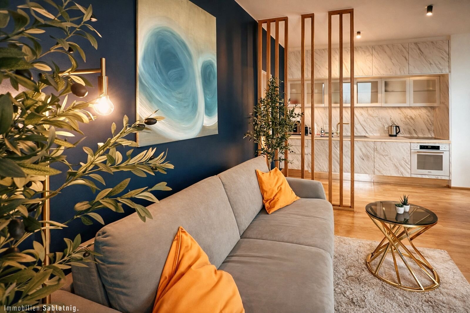 Luxus! Leben! Lifestyle! - Traumwohnung im TRIIIPLE TOWER!