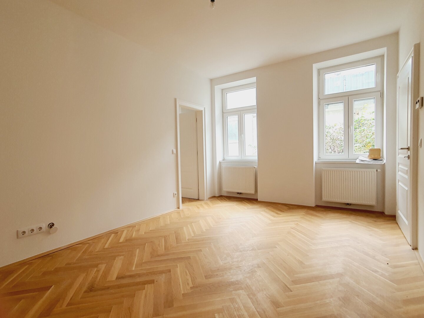 ERSTBEZUG Top sanierter Altbau nähe Meidlinger Hauptstraße 3. Liftstock