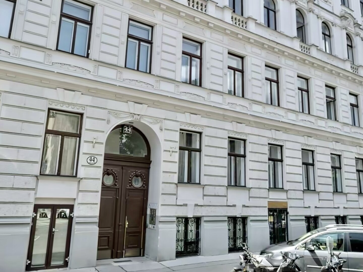 Garantierte Rendite 7,5 % - Büro & Lager in einem repräsentativen, klassischen Gründerzeithaus