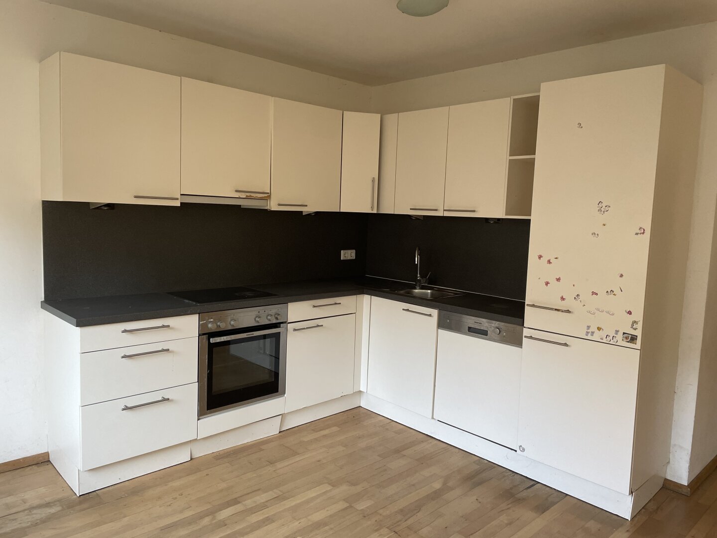 Renovierungsbedürftige Etagenwohnung!