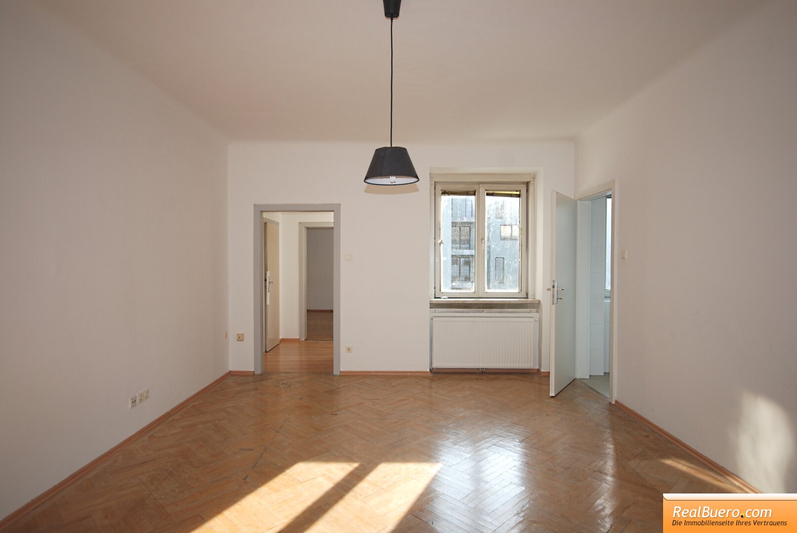 HELLE 3 ZIMMERWOHNUNG IN DER ANZENGRUBERGASSE