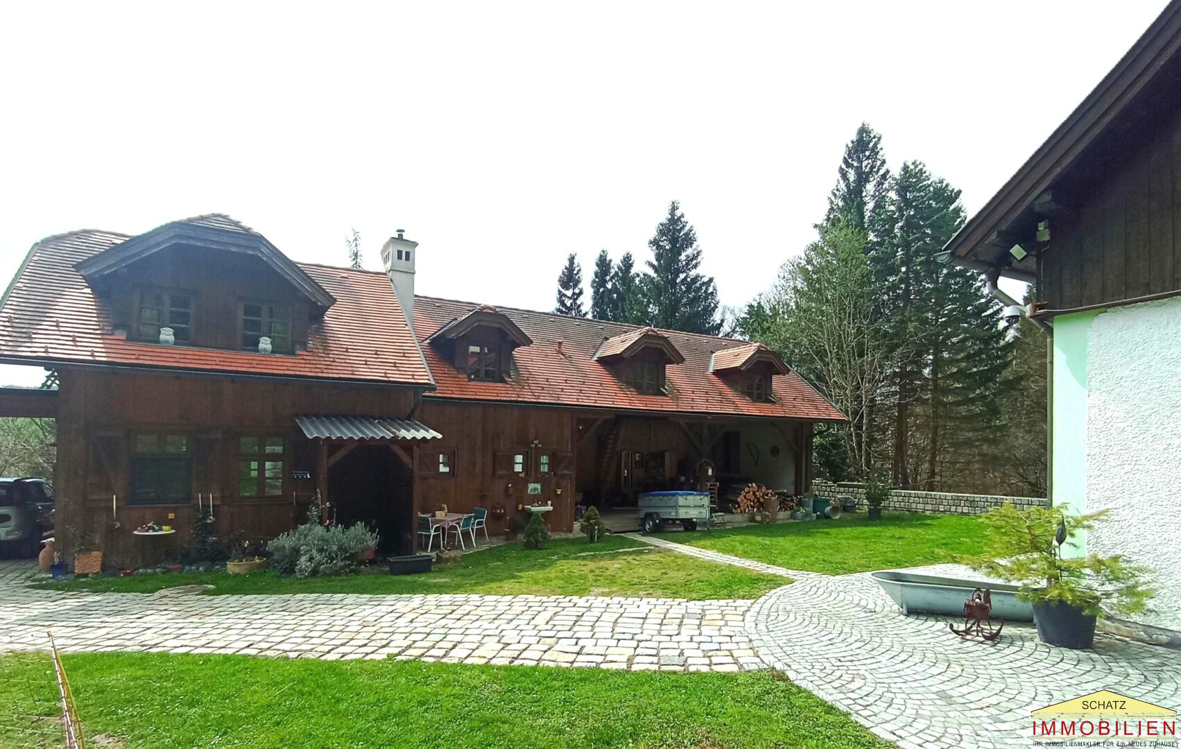 Zwei Wohnhäuser in purer Naturidylle – viel Raum für Familie, Projekte und Privatsphäre