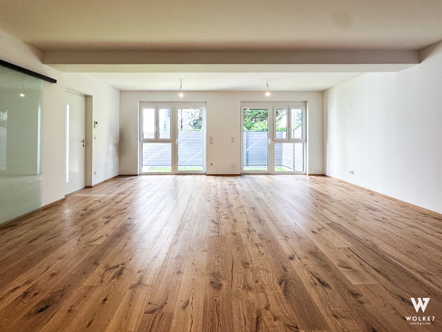 Exklusiver Erstbezug 2025: Traumhaftes 4-Stock-Apartment mit Garten & Panoramaterrassen | Town-House-Charakter | klimatisiert