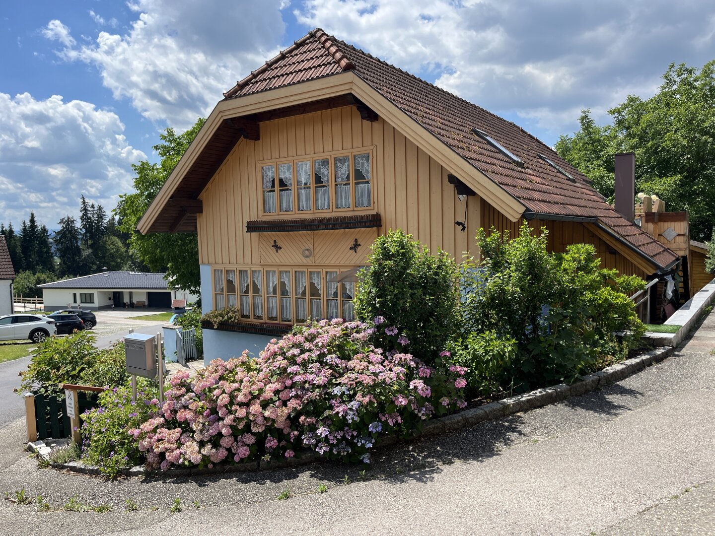 Preis–Hit! Gepflegtes Landhaus mit Charme  liebevoll gepflegtem Garten & Gartenhäuschen Puchkirchen am Trattberg