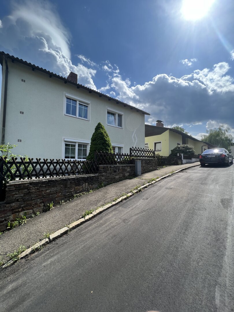 Großzügiges Mehrfamilienhaus in Judenburg mit Balkon, Garten und Garage in sonniger Lage