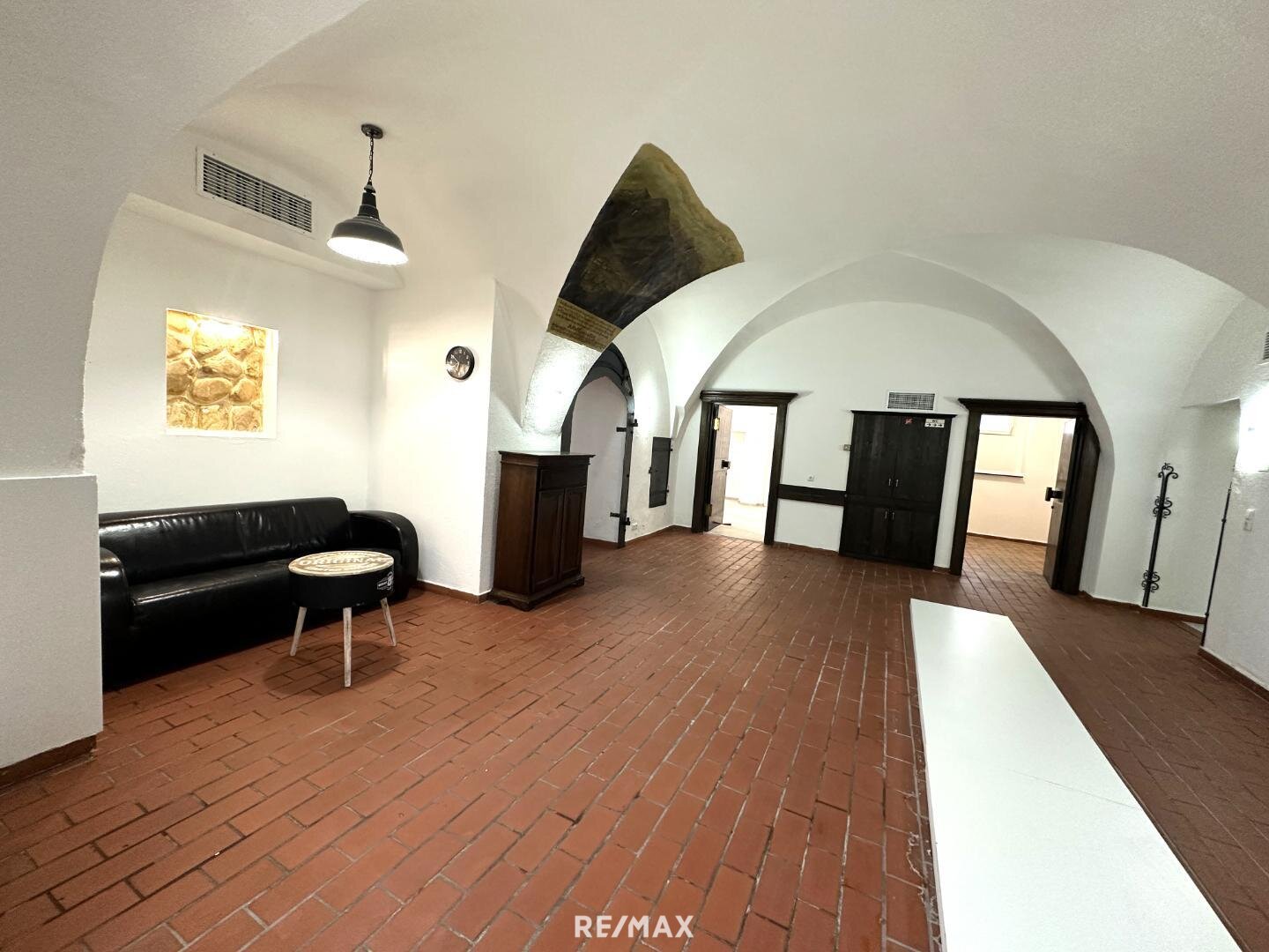 ***Historische Gewerbefläche mit 205 m²  Top 2***