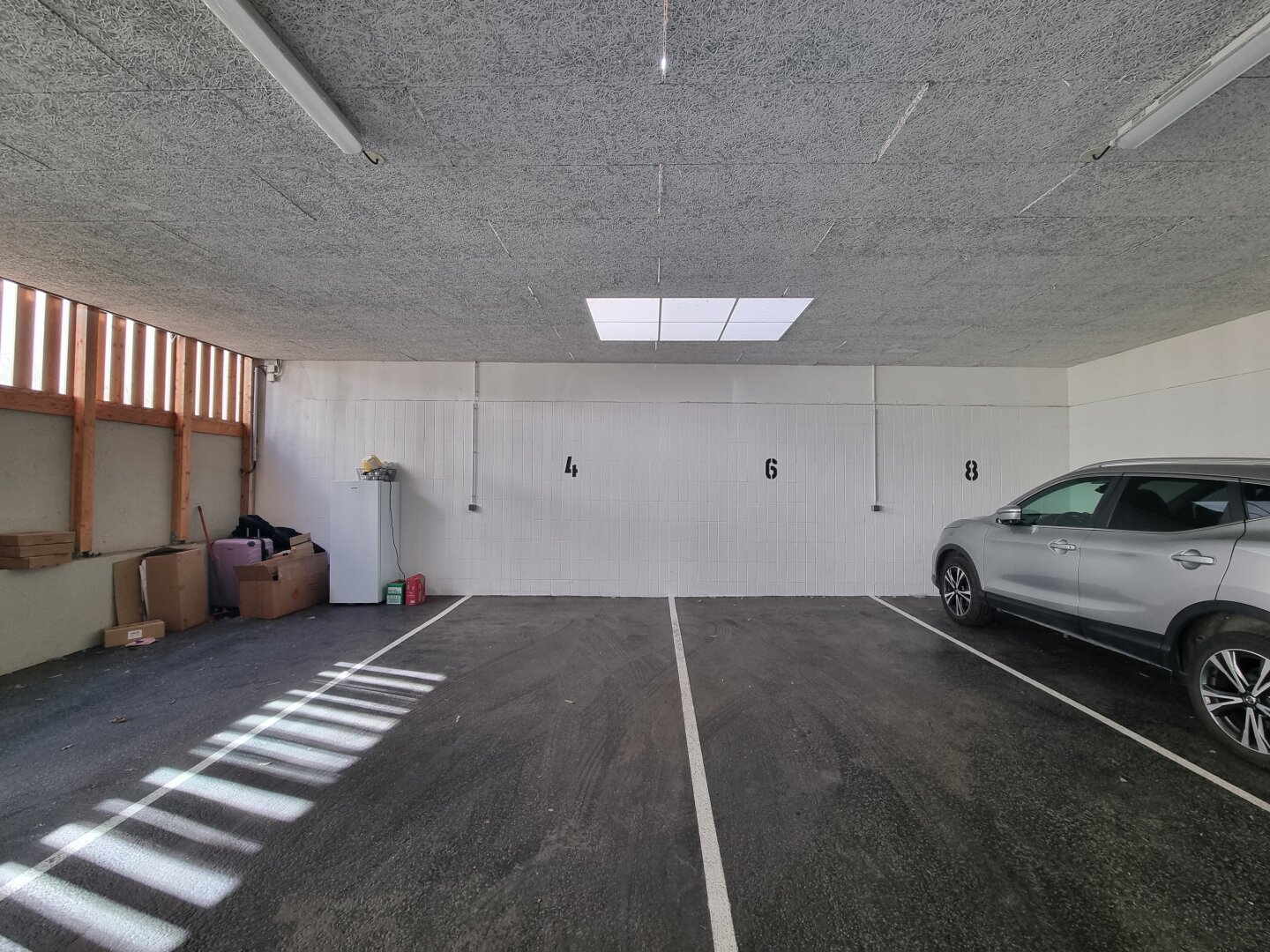 Gesicherter Parkplatz zu mieten!