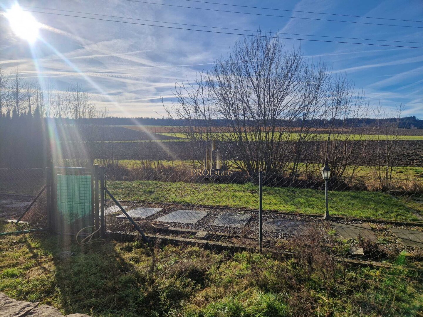 Baugrund oder Erholungsoase - Wels Land - bis zu 3 Wohneinheiten möglich!