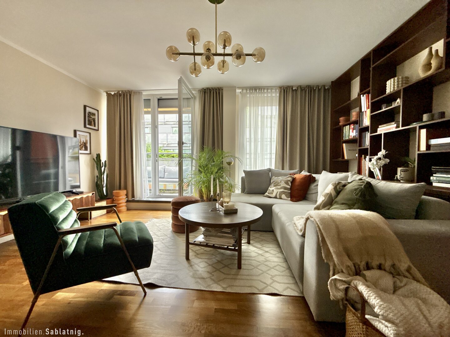 TRAUMHAFTE DESIGNERWOHNUNG! Voll möbliert - in begehrter Lage nahe Türkenschanzpark!