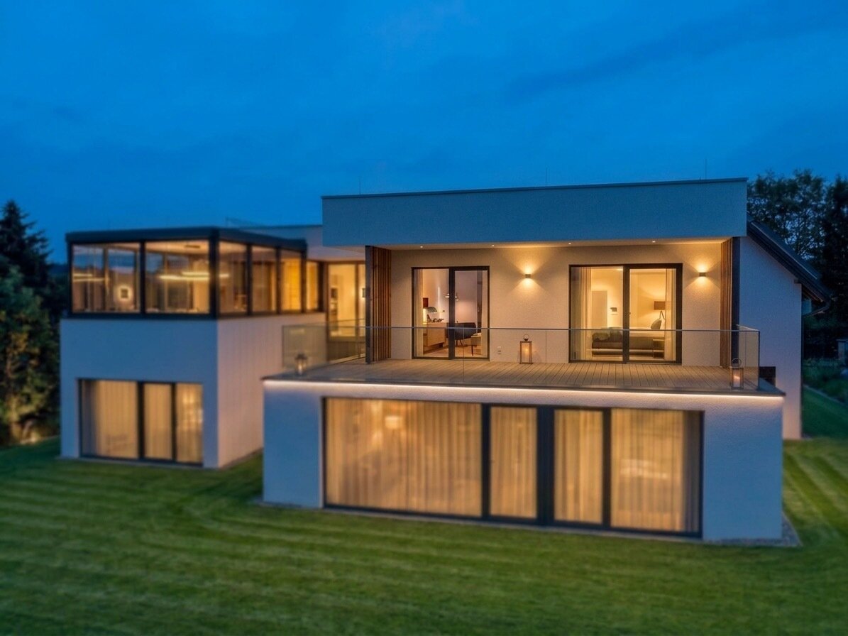 Signature & Modern Living - HighEnd Penthouse mit großer Sonnenterrasse & Grünblick - 20 Minuten vom Stadtzentrum Graz!!