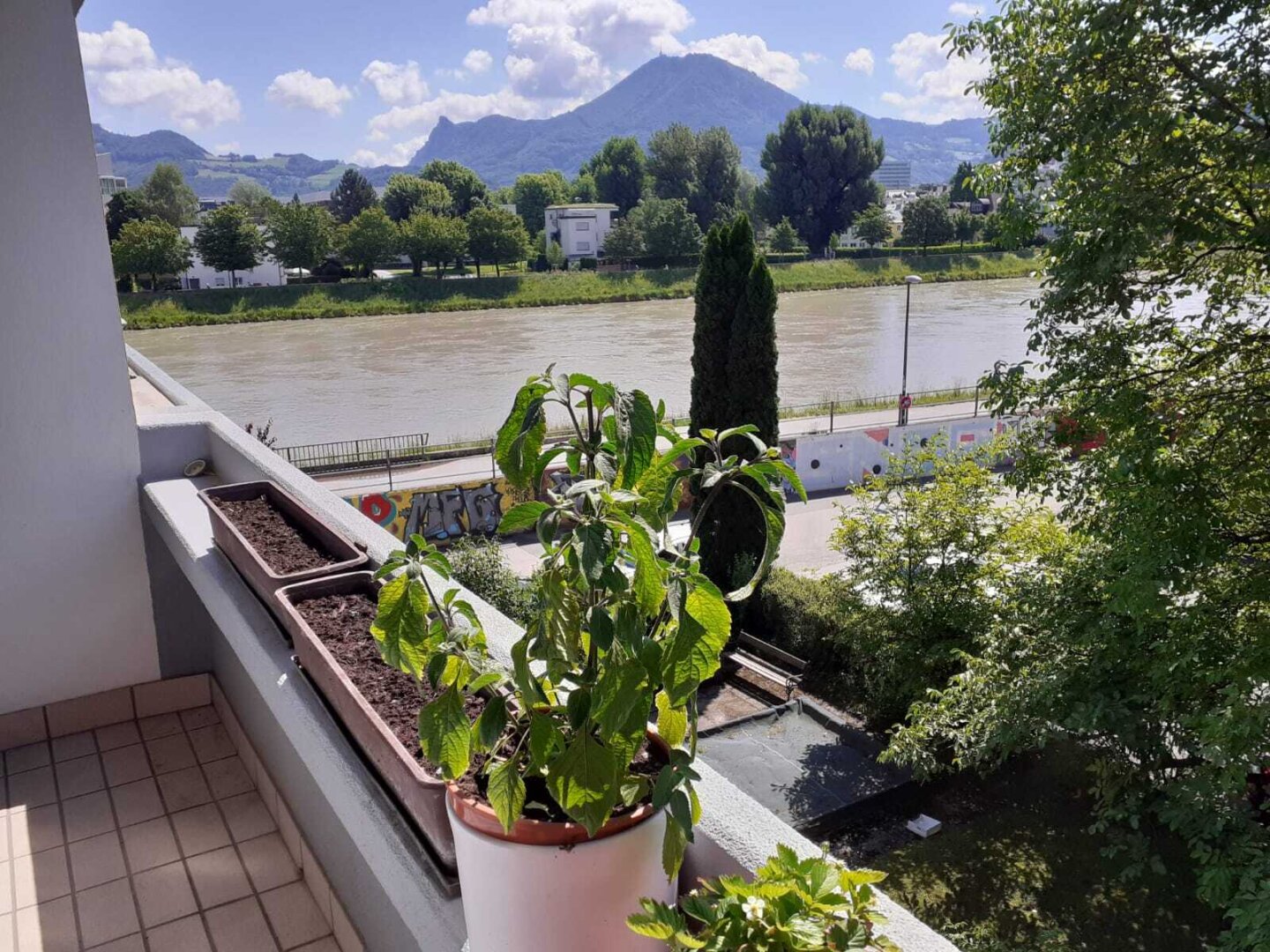 Charmante 3-Zimmer-Wohnung mit Balkon im Herzen von Salzburg!