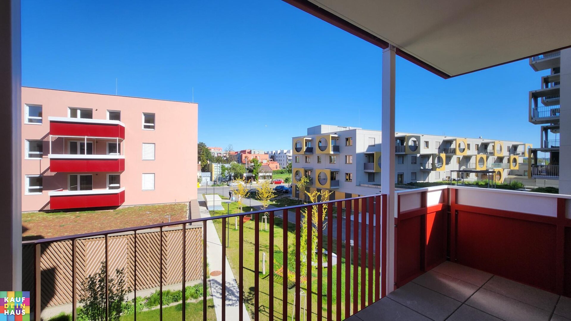 SONNE, BALKON & BADETEICH - 2 ZIMMERWOHNUNG IM JONAS AM FELD!