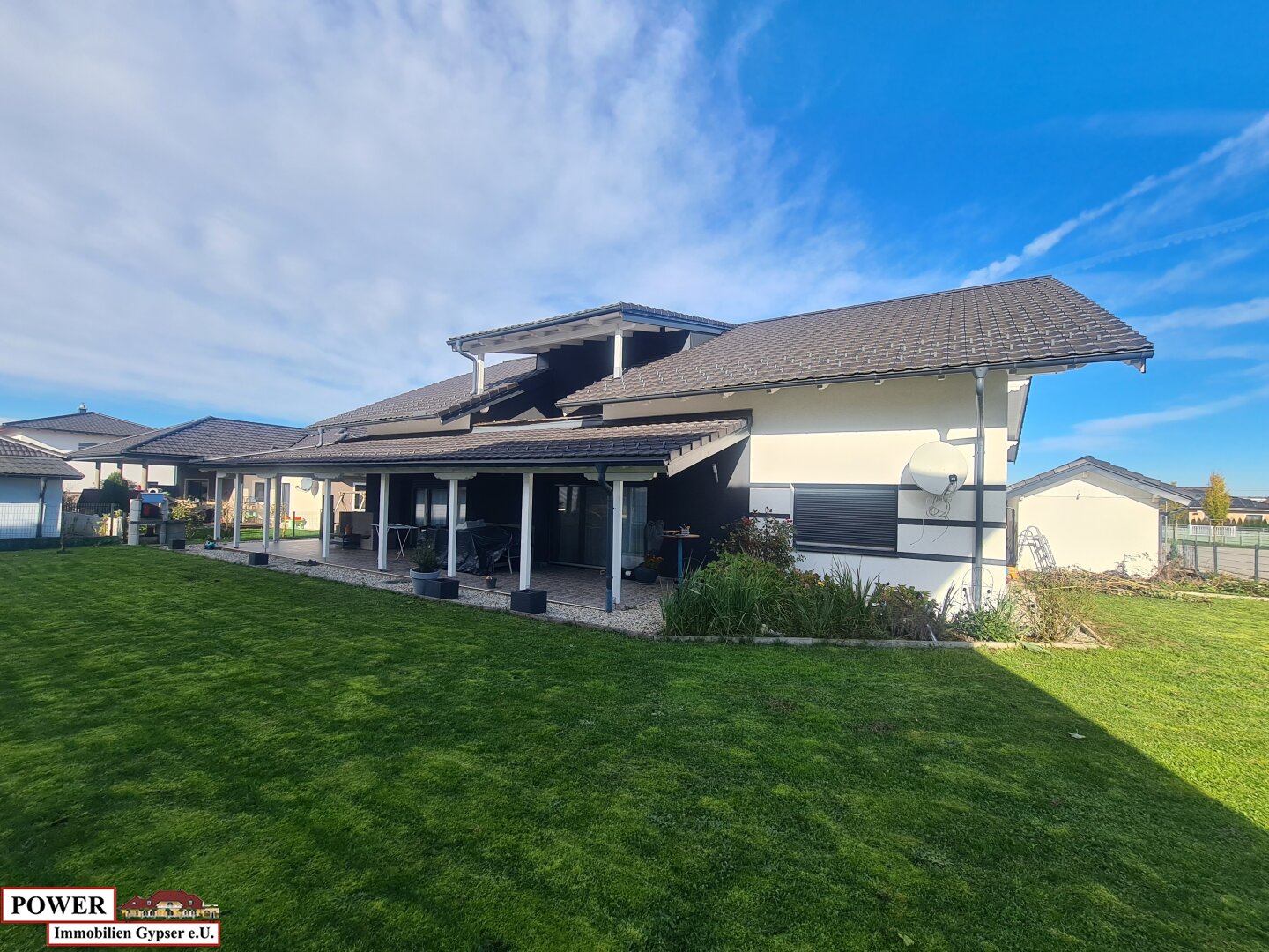 Garten Wohnung in schöner Ruhigen Lage!