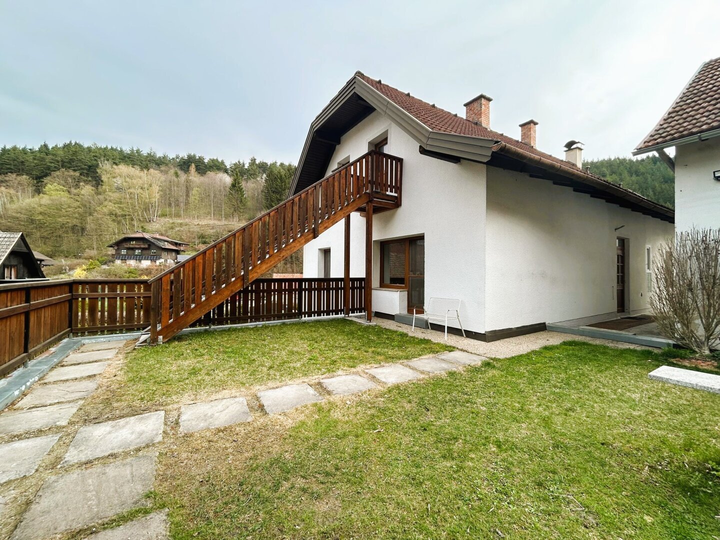 2831 Haßbach - Schöne Gartenwohnung in Haßbach – Ruhige Lage