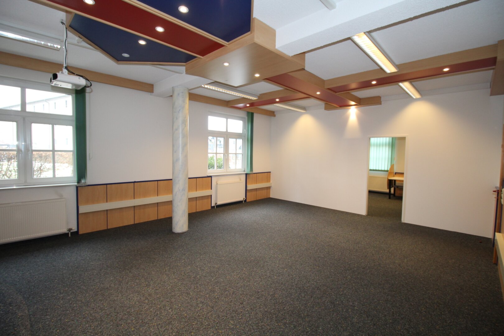 103 m² Büro-, Praxis- oder Seminarräumlichkeiten in Pregartner Zentrumslage zu mieten
