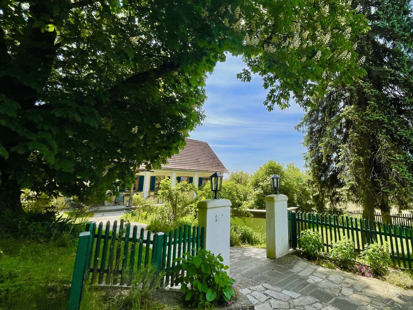 Traumhaftes Anwesen in herrlicher Aussichtslage – Ehemaliger Meierhof von 1901 gelangt zum Verkauf!