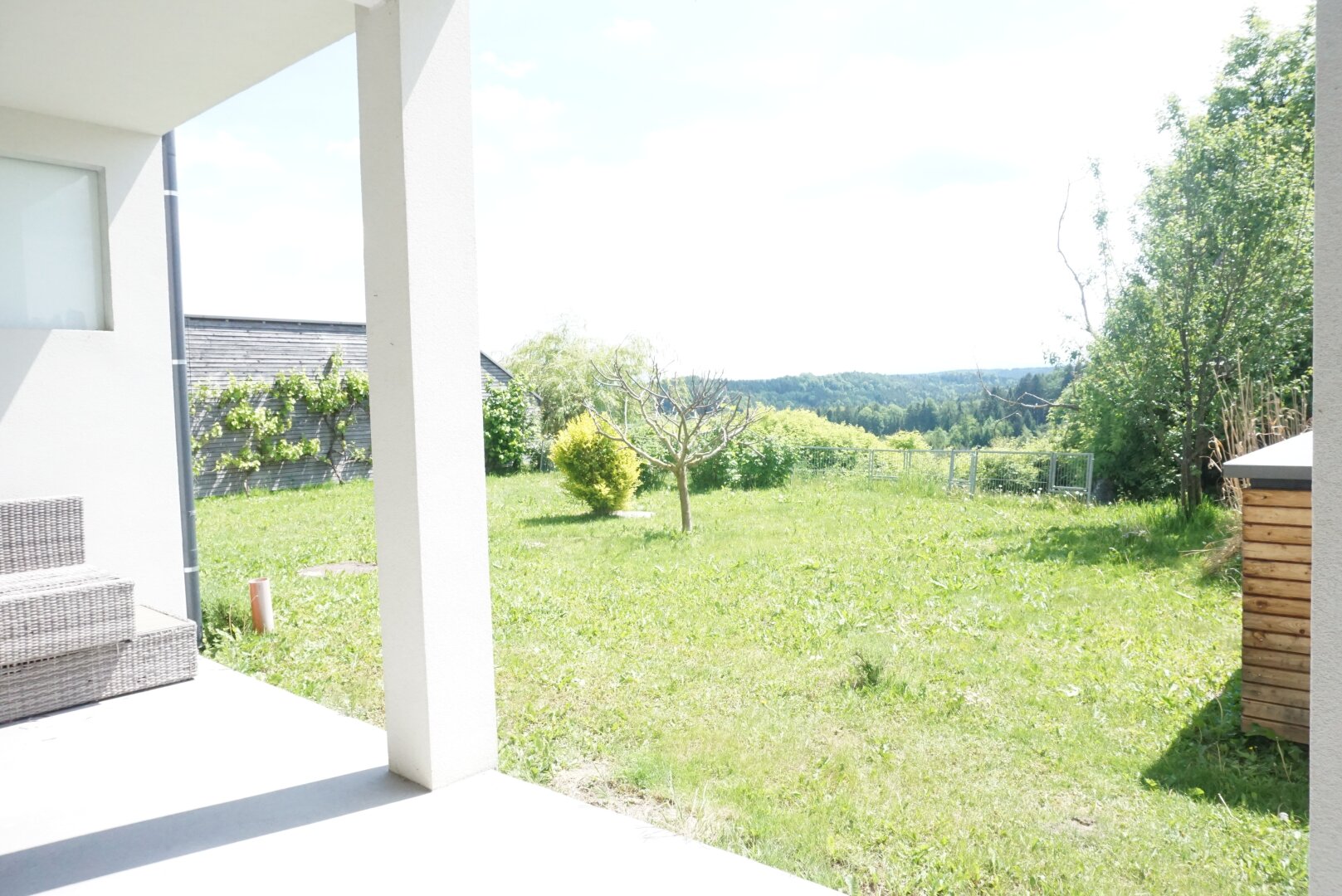 Gartenwohnung mit überdachter Terrasse / Top 2