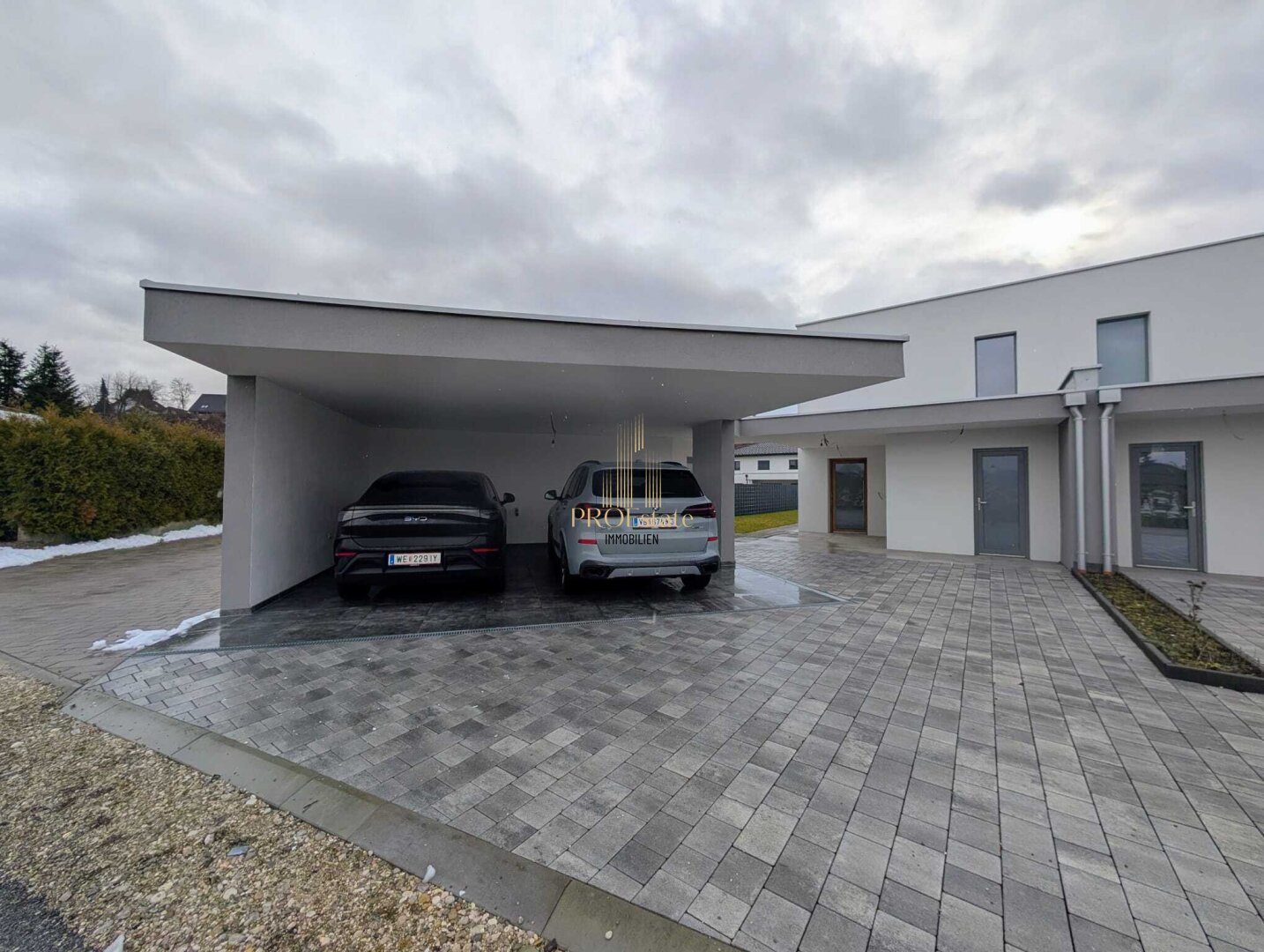 Einladende Doppelhaushälfte mit Garten und Terrasse in Stadl-Paura – Ihr Erstbezug!