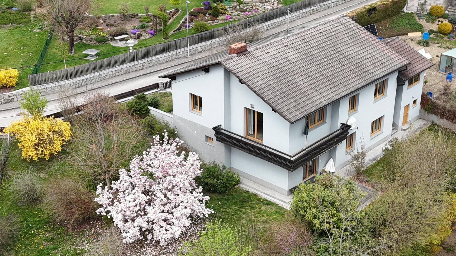 7-Zimmer-Einfamilienhaus mit Garten, Terrasse & Garage in Tragwein