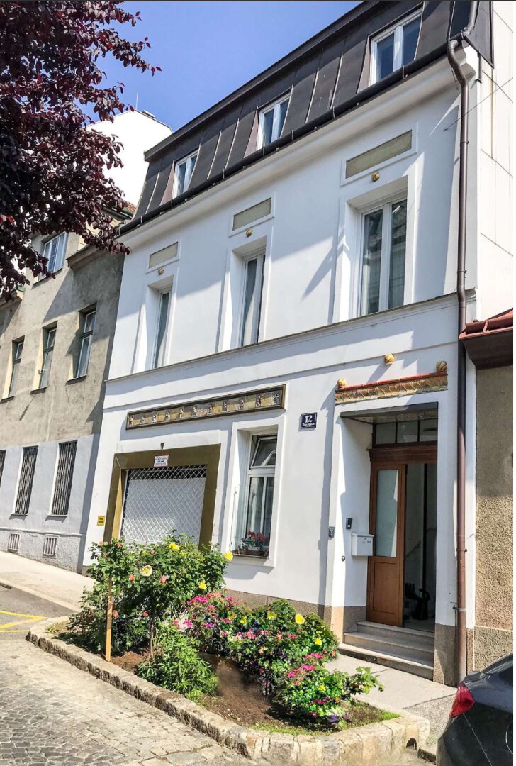 Luxuriöses Mehrfamilienhaus in Wien mit Garten, Garage und 7 Zimmern für 3,45 Mio. €