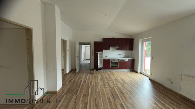 Schöne Mietwohnung mit Balkon in zentraler Wieselburger Lage!