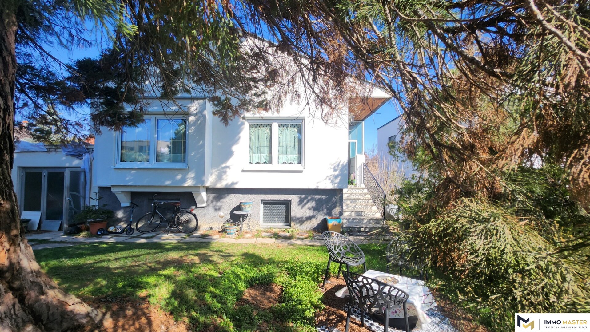 Einfamilienhaus mit großem Grundstück, Pool & Ausbaupotenzial in Perchtoldsdorf nahe Wien