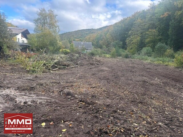 Großes Baurechtsgrundstück mit baubewilligtem Projekt in Weidlingbach!