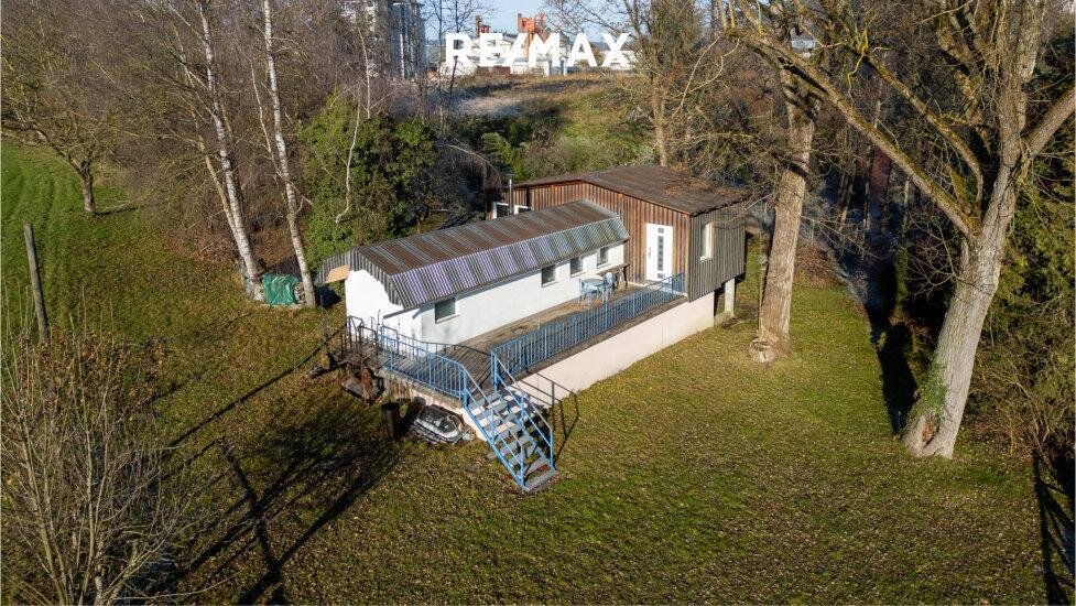 Atelier in Ampflwang – Umgebauter Wagon auf 1.631 m² Grundstück