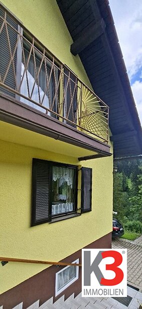 K3 - EINFAMILIENHAUS IN WALDRANDLAGE MIT BERGBLICK - Alleinlage mit großem Grundstück und 2 Nebengebäuden.