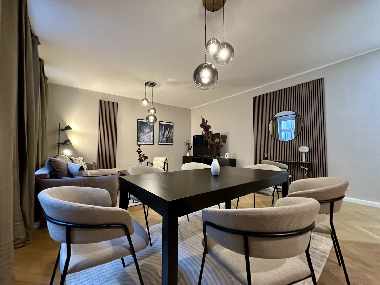 *PROVISIONSFREI* Teilsanierte Altbau Wohnung in Top Lage beim Schloss Belvedere