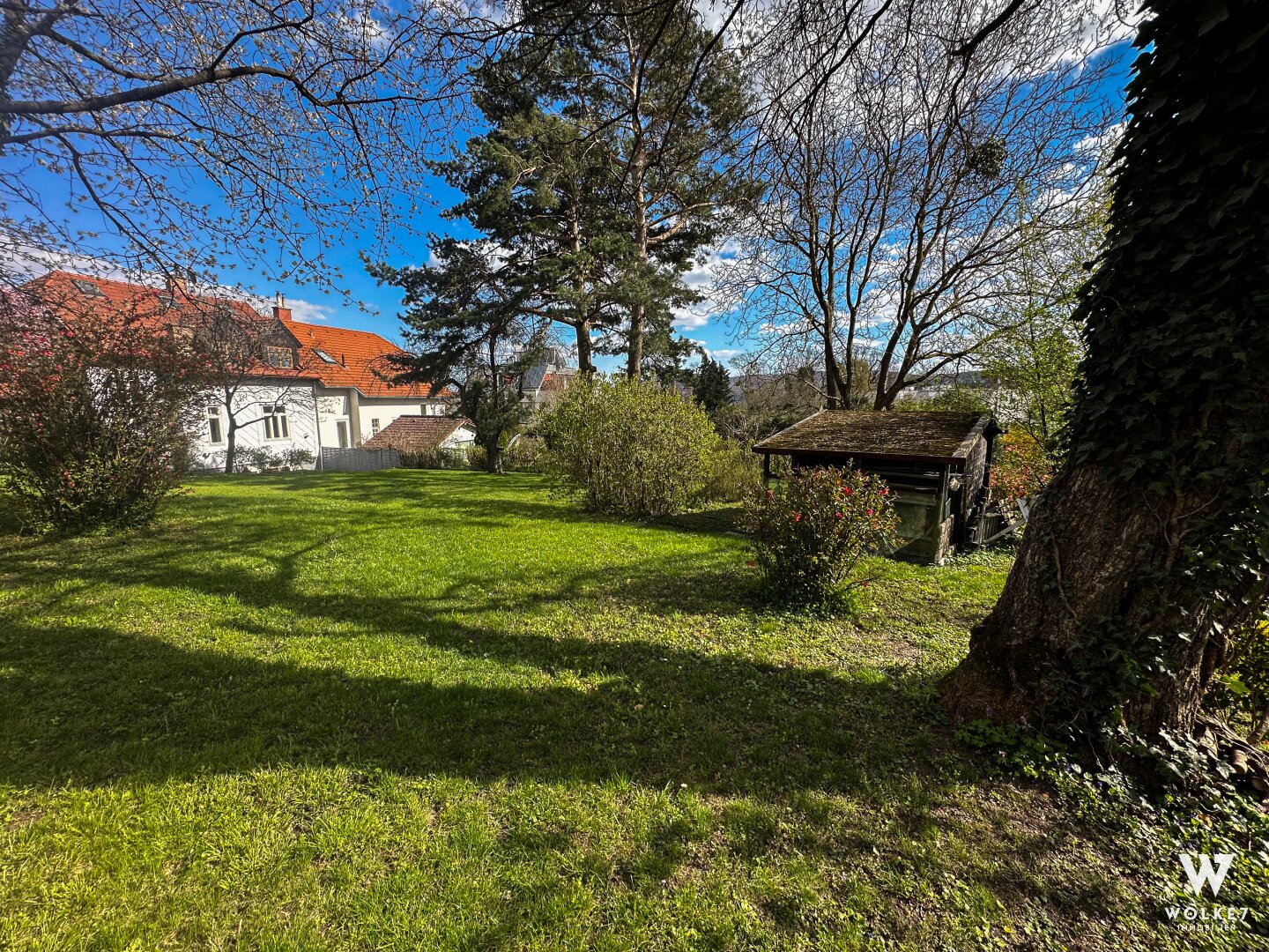 Jugendstil trifft Naturidylle – Stilvolle Villa am Tor zum Wienerwald | Großer Garten | Keller und Dachboden ausgebaut