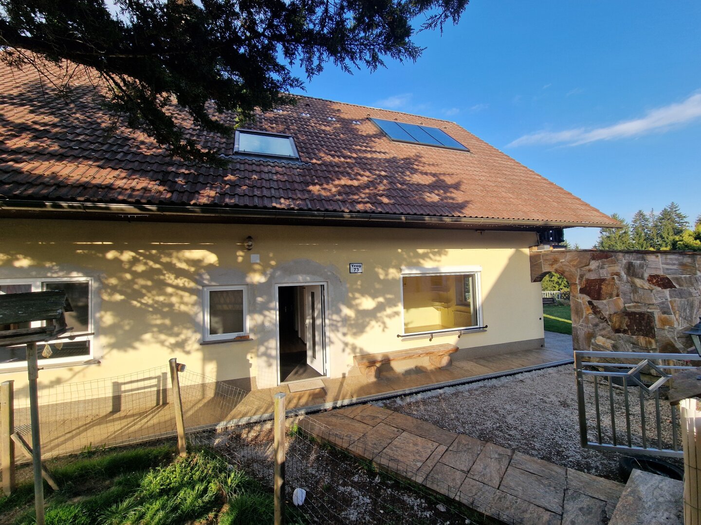 Ruhiges Naturparadies mit 8.152 m² Grund – Großzügiges Wohnhaus, Werkstätte, 4-fach Garage & Tierhaltung möglich in 8510 Trog bei Stainz