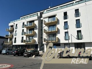 4-Zimmer Familienwohnung in zentraler Lage
