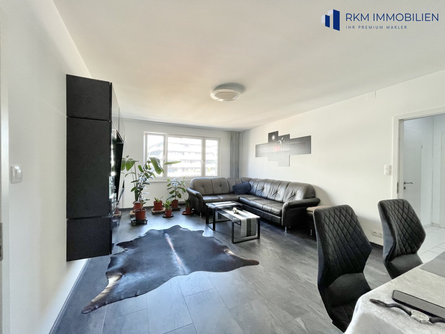 Helle 4-Zimmer Wohnung nähe U3 Enkplatz in Ruhelage