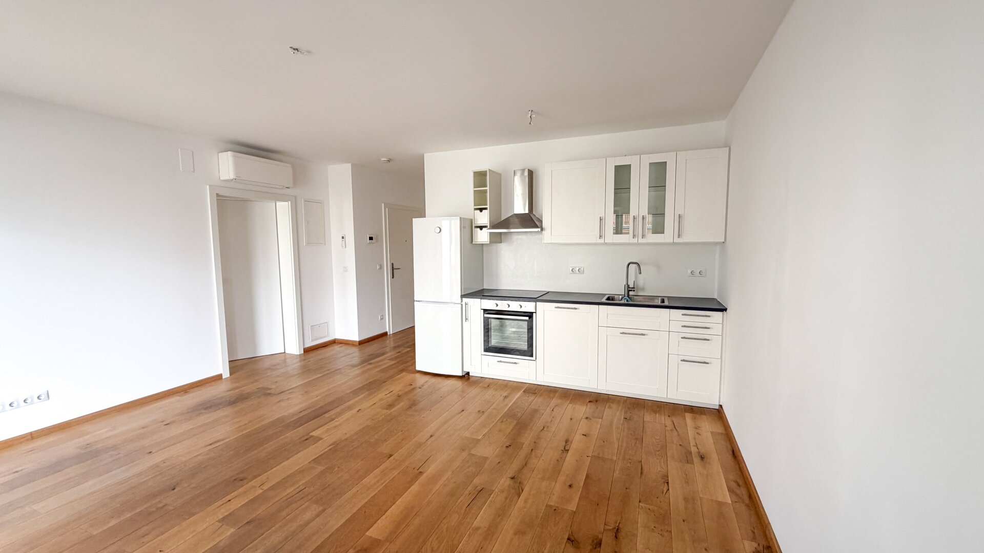 Helle 2-Zimmer- Wohnung mit Balkon / Lend-Graz