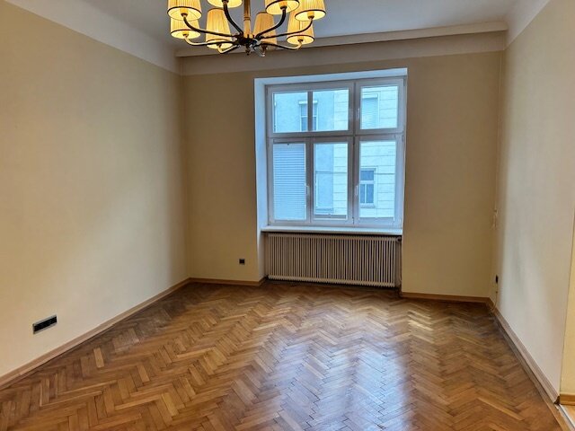 4 ZIMMER mit BALKONOPTION - Sanieren und Traumwohnung errichten!